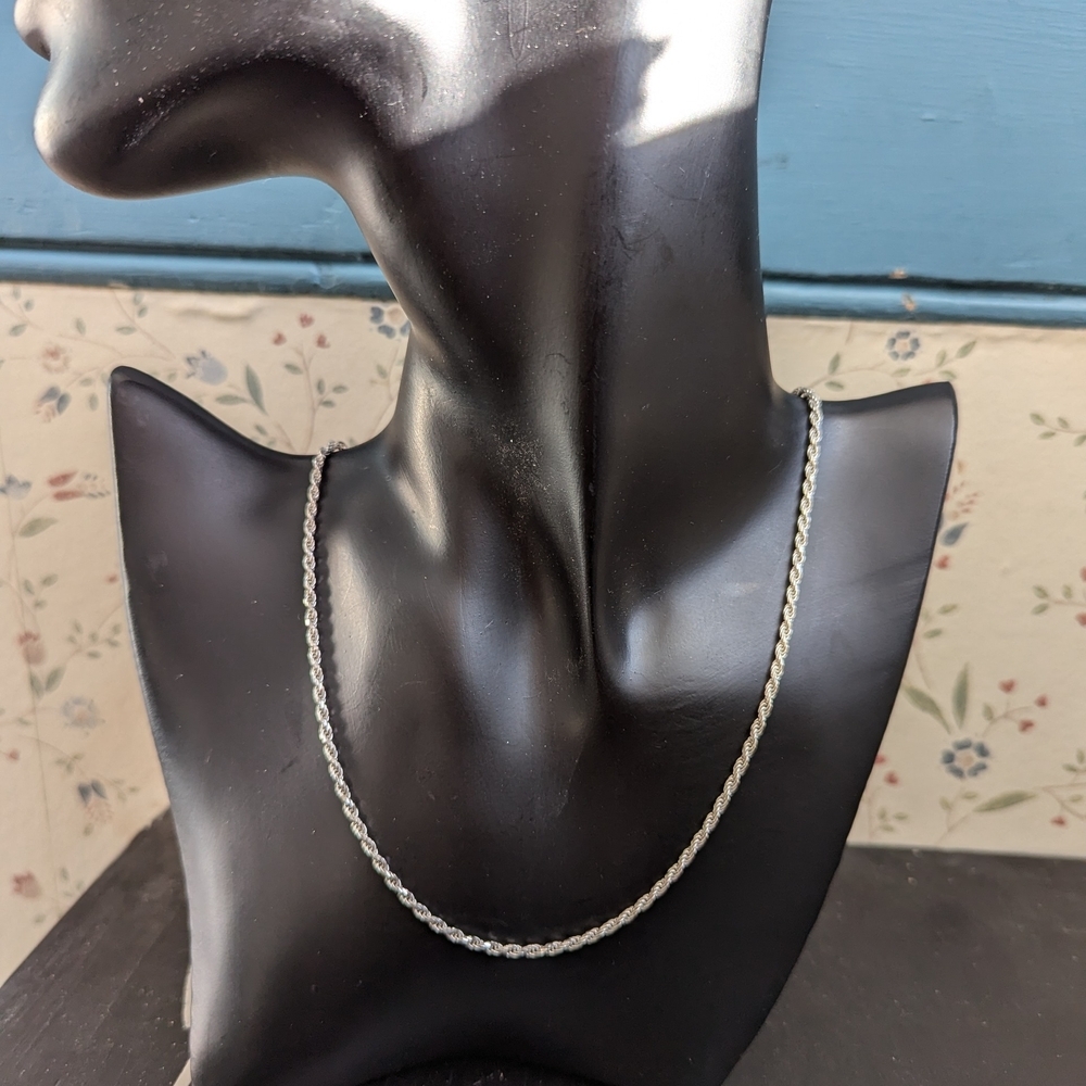 Sterling Silver Rope 8.5" Chain Necklace Clasp is not silver no markings